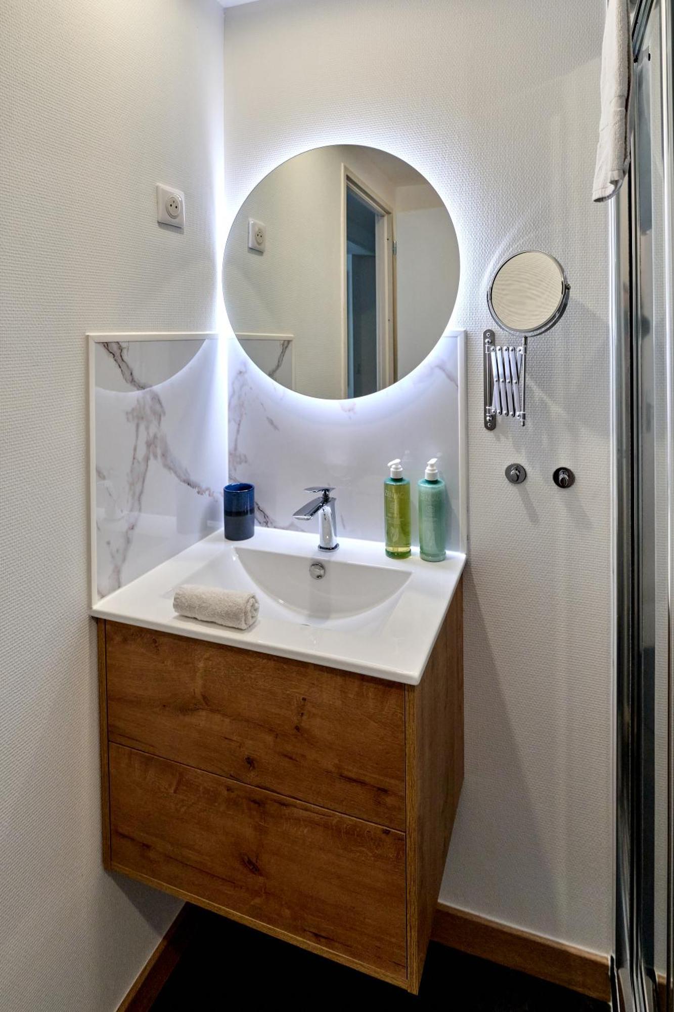 Apartament Le Madeleine Chez Les M By Primo C0Nciergerie Nevers Zewnętrze zdjęcie